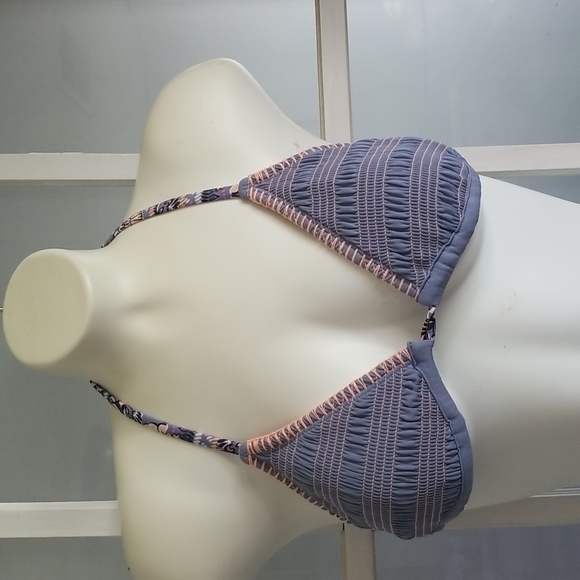 XHILARATION Bikini Top Swim Blue Whipstitched Size XS - Picture 1 of 9